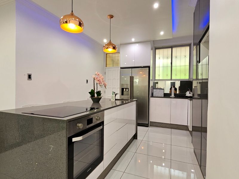Fully Furnished 1 Bedroom, 1 Bathroom Apartment - Photo 7