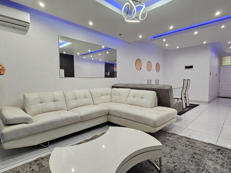 Fully Furnished 1 Bedroom, 1 Bathroom Apartment - Photo 2