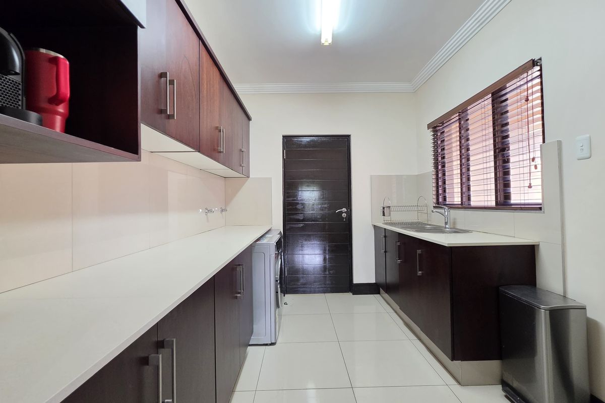 Townhouse Rental Monthly In Umhlanga - Photo 5