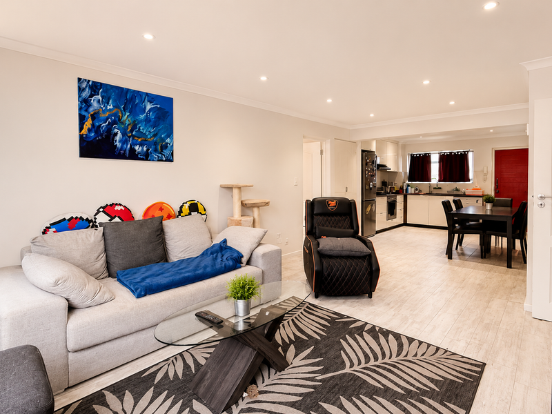 Modern 2-Bedroom Apartment Designed for Space and Comfort in Green Point - Photo 5