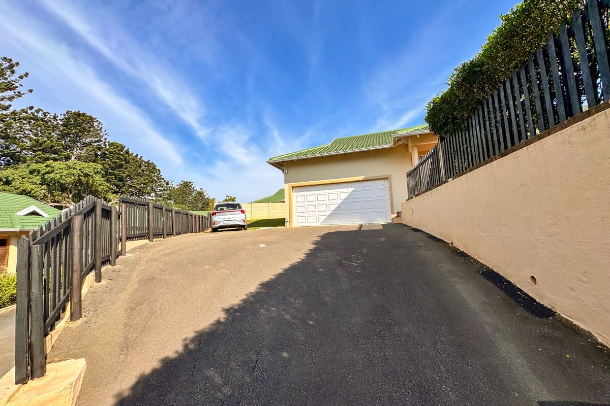 Prime Property Presents Berkley Townhouse for Sale - Photo 2