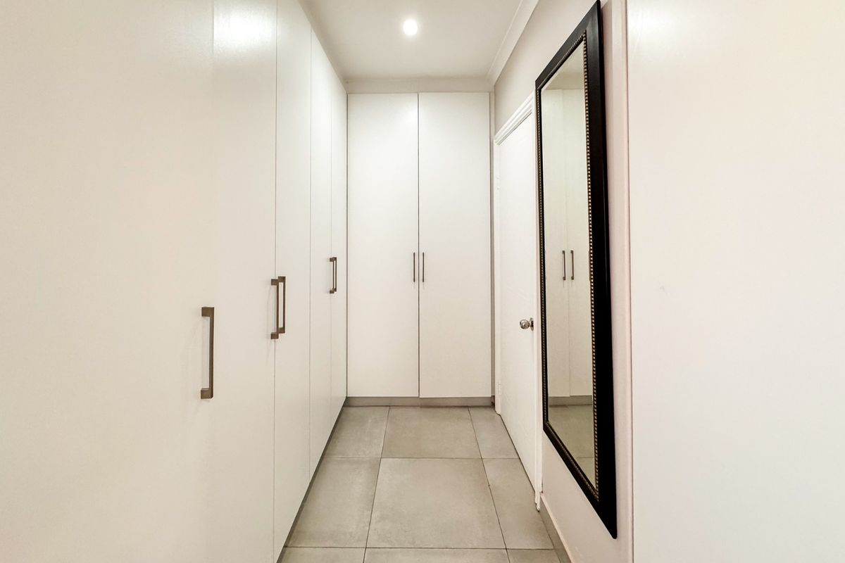 Prime Property Presents Berkley Townhouse for Sale - Photo 5