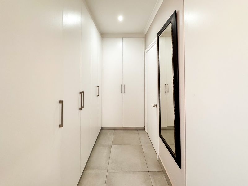 Prime Property Presents Berkley Townhouse for Sale - Photo 5
