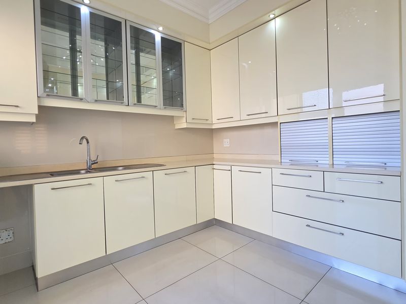 House For Sale In Umhlanga - Photo 8