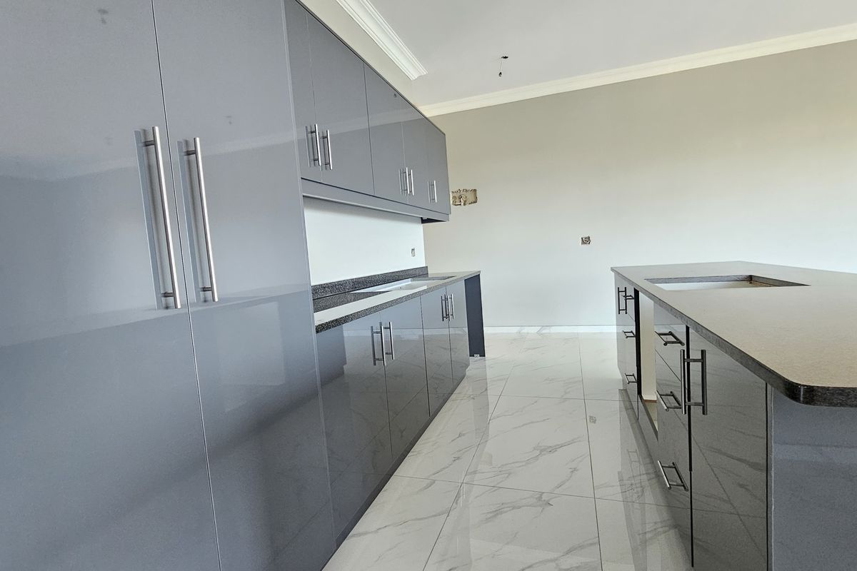 Apartment Rental Monthly In Durban North - Photo 3