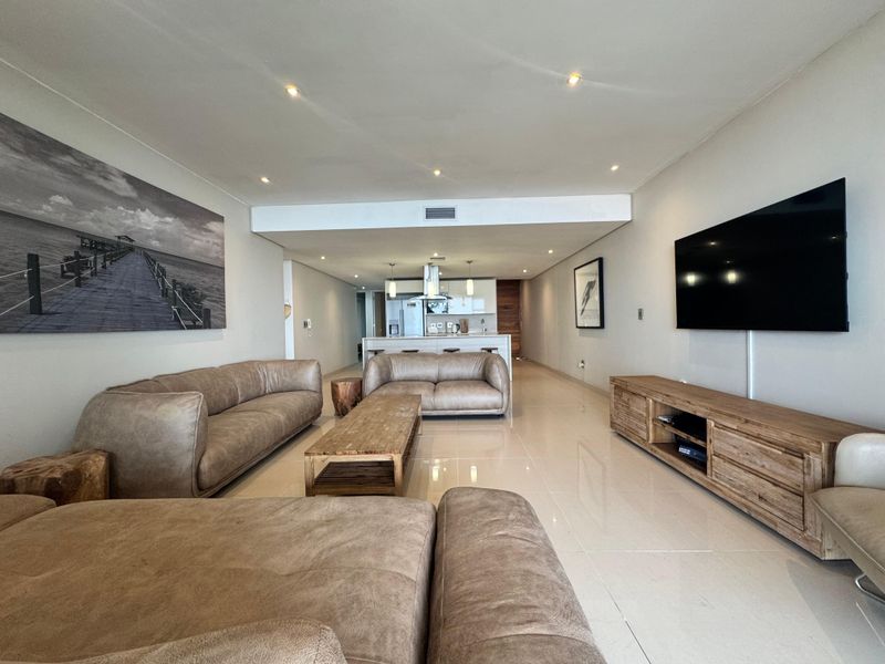 Elegant 3-Bedroom Apartment with Spectacular Sea Views in Herrwood Skye, Umhlanga. - Photo 6