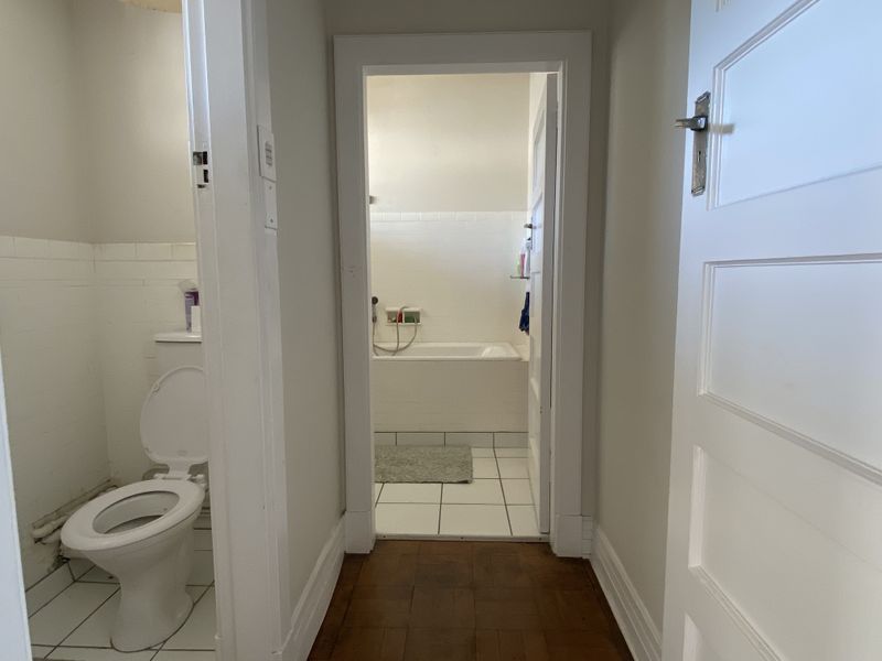 1 Bedroom Apartment In Essenwood - Photo 3