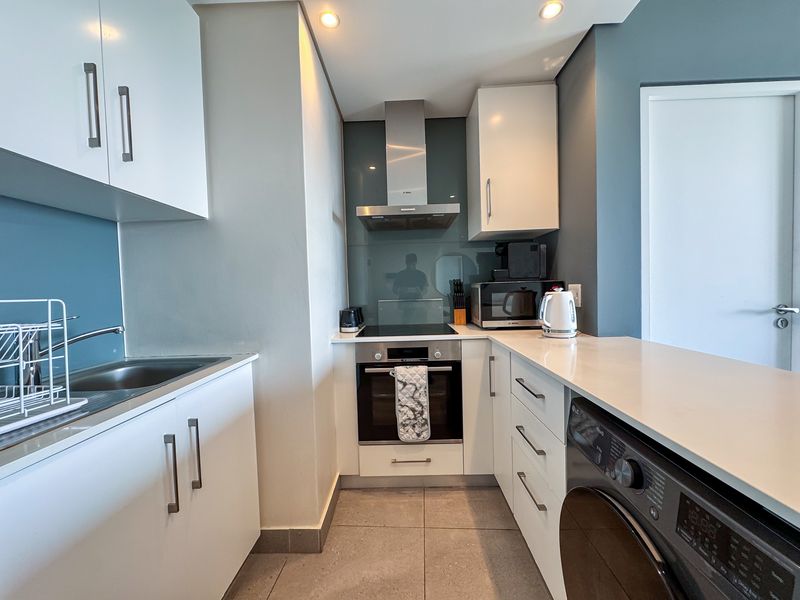 Live the Oceans Lifestyle – Elegant 1-Bedroom Rental. - Photo 8
