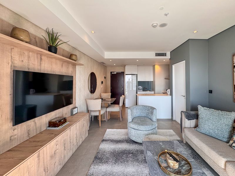 Live the Oceans Lifestyle – Elegant 1-Bedroom Rental. - Photo 2