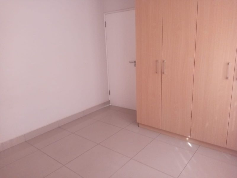 Prime  Property Presents A Stunning Two Bedroom Apartment Situated In Umhlanga Ridge - Photo 7