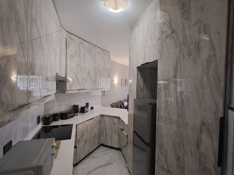 Prime Property presents 7 On Millennium Boulevard furnished unit for rent - Photo 5