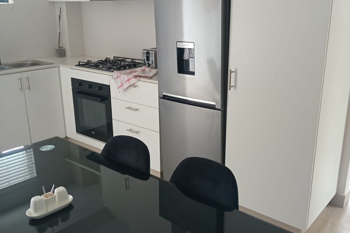 Modern Fully Furnished 2 Bedroom Apartment To Let – Comfort & Convenience Combined - Photo 5
