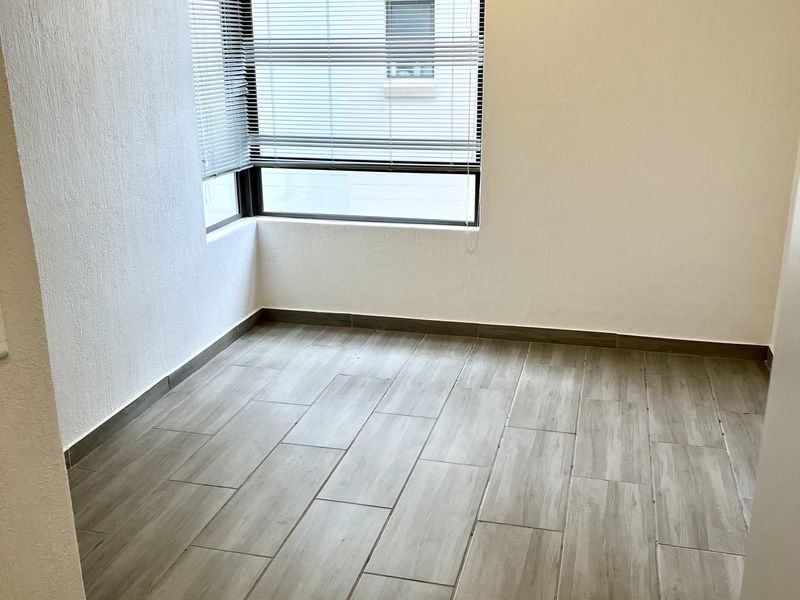 2 Bed 2 Bath. - Photo 7