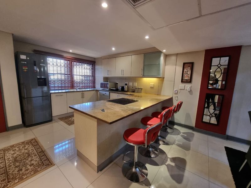 Luxury 2 Bedroom Furnished Apartment  in umhlanga for rent - Photo 8