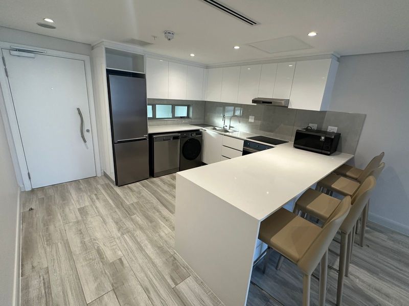 modern fully furnished 2 bedroom apartment to rent in umhlanga oceans apartment - Photo 2