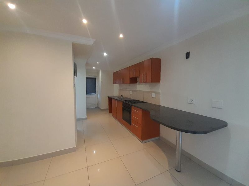 Prime Umhlanga Living – 2 Bed, 1 Bath To Rent - Photo 2