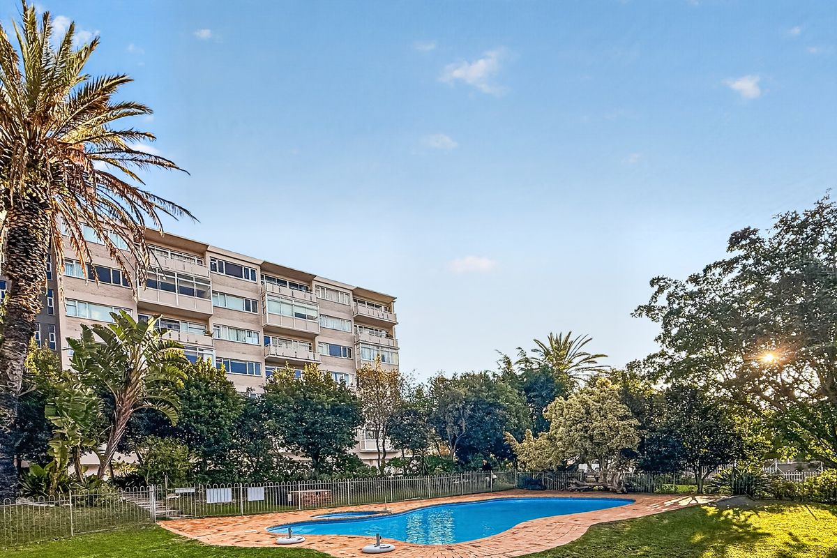 Immaculate 2-bedroom Green Point Apartment with amazing Harbour & Stadium Views! - Photo 3