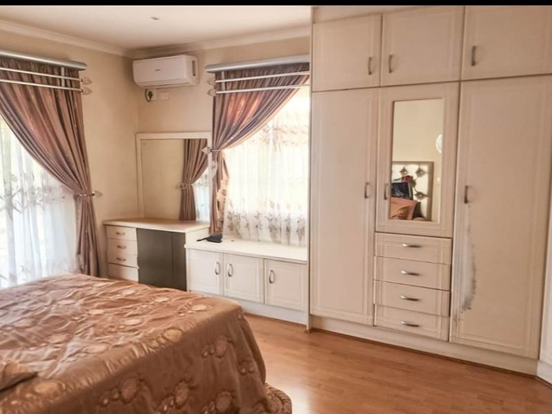 Spacious 3-Bedroom Home in Secure Broadlands Estate. - Photo 9