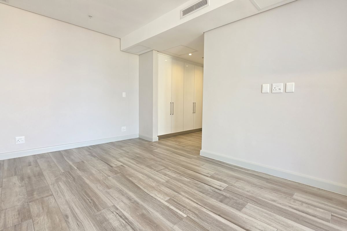 Apartment For Sale In Umhlanga - Photo 2