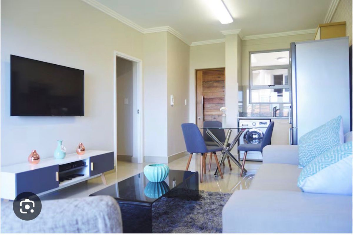 Prime  Property Presents A Stunning Two Bedroom Apartment Situated In Umhlanga Ridge For Sale - Photo 3
