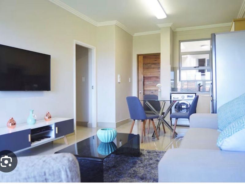 Prime  Property Presents A Stunning Two Bedroom Apartment Situated In Umhlanga Ridge For Sale - Photo 3