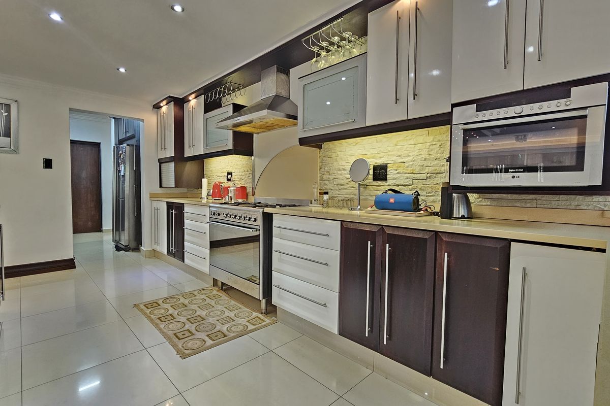 This is not just a home, it's a lifestyle - Photo 4