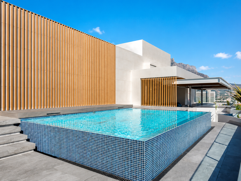 Luxury Living with Iconic Harbour Views in the City! - Photo 4
