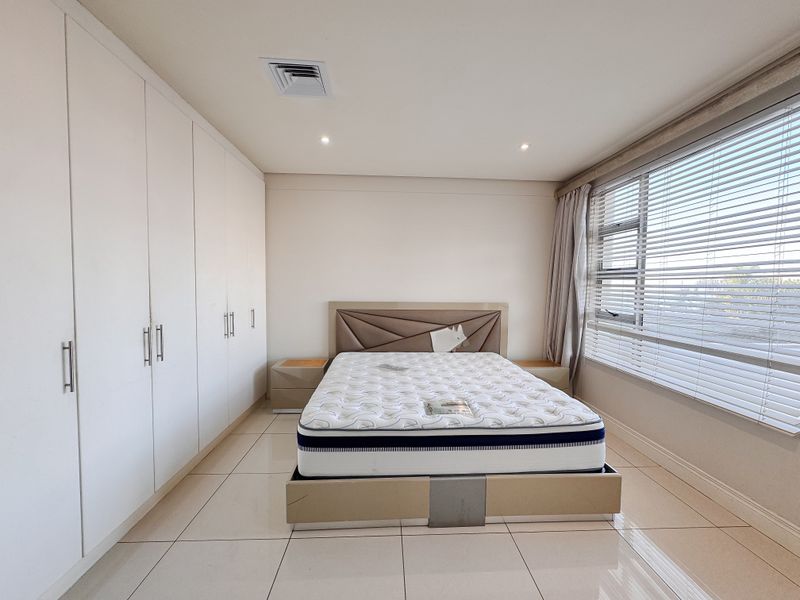 Spacious 3-bedroom Apartment For Rent. - Photo 10