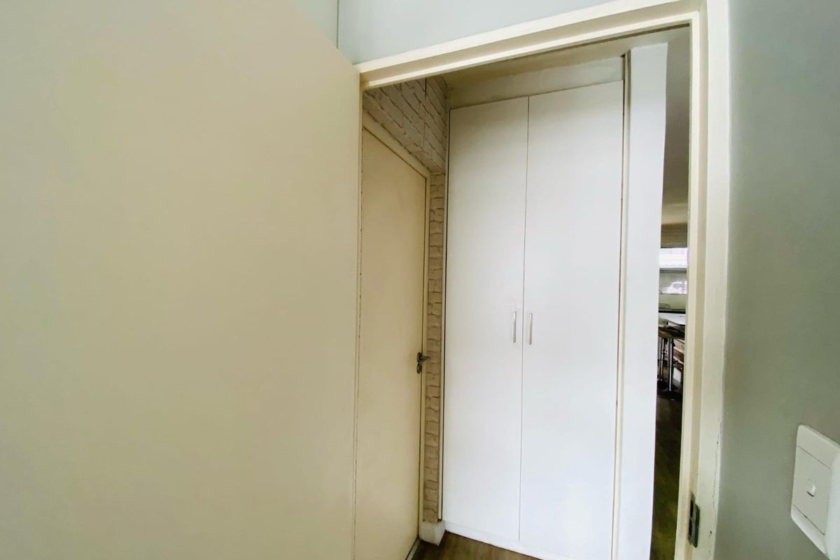 Apartment For Sale In Amanzimtoti - Photo 5