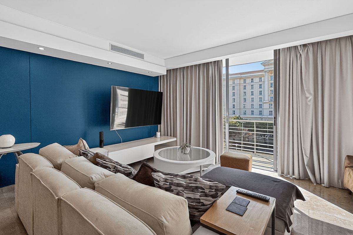 Modern Corporate Living in the Heart of Cape Town City. - Photo 3