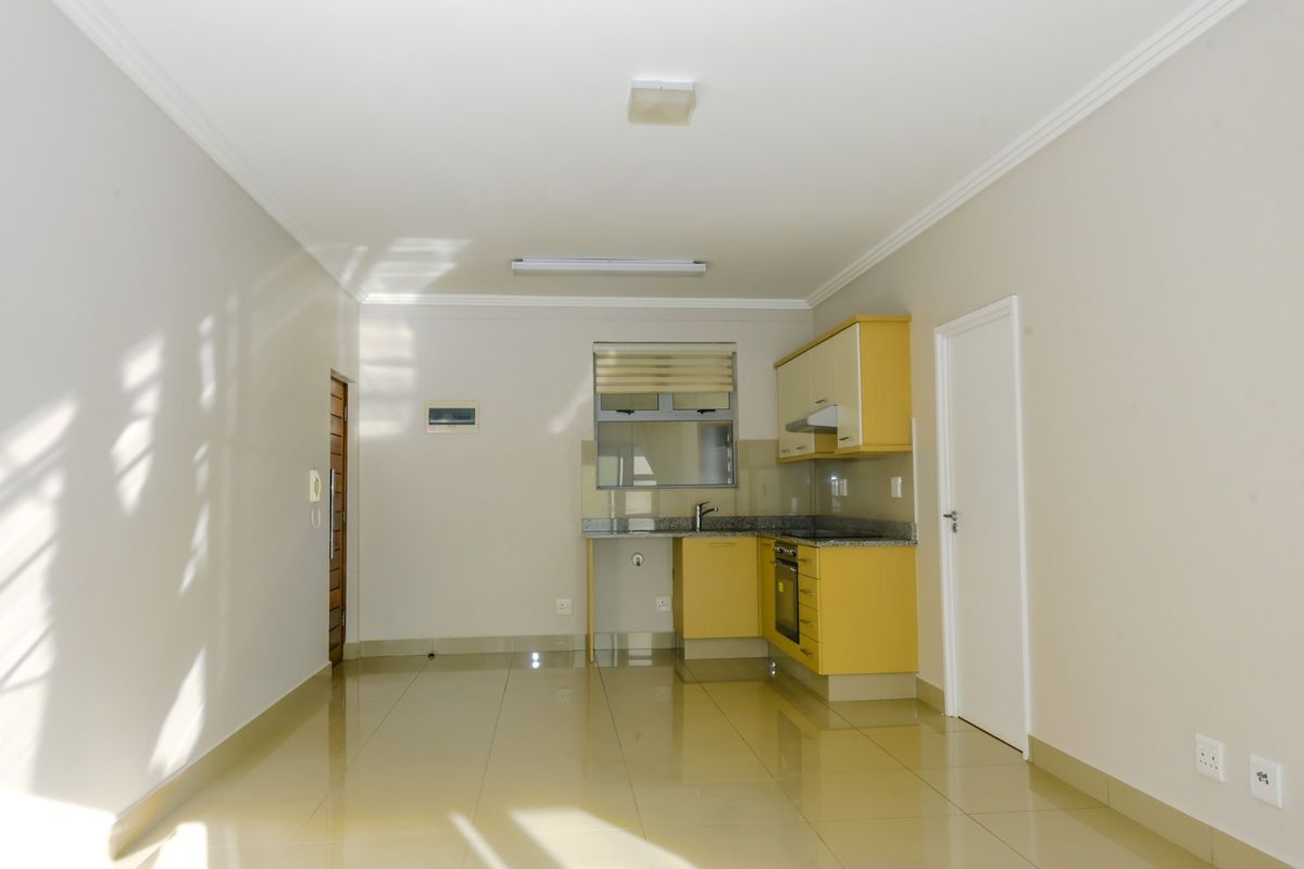 NO TRANSFER DUTY AND 50% OFF TRANSFER COSTS - Photo 3