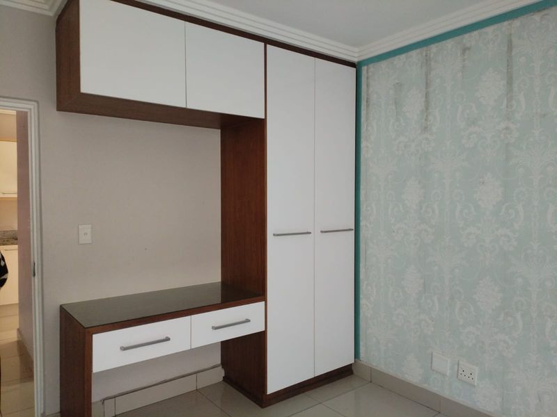 Affordable 2 Bedroom Apartment for sale!! Good investments !!! - Photo 9