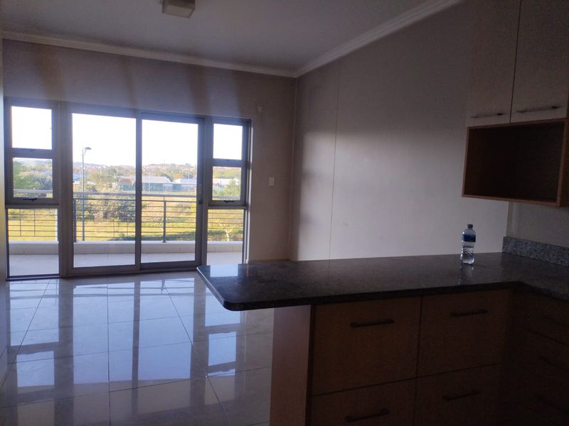 Cheapest two beds, two baths and two parking bays in Gatway area - Photo 8