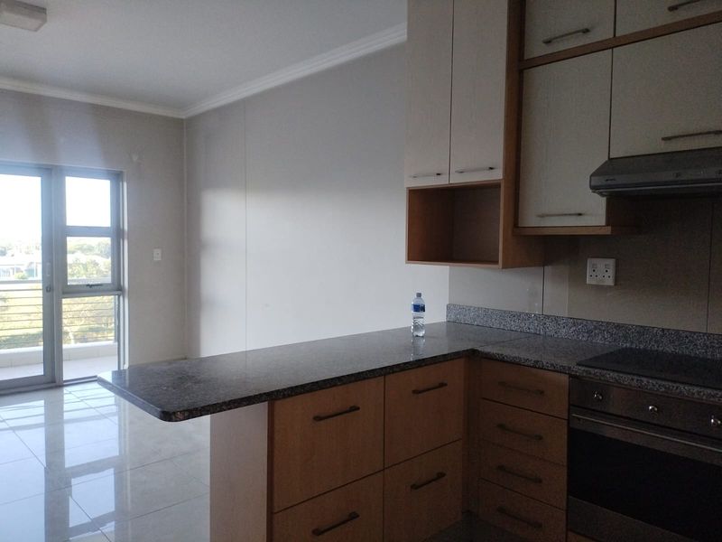 Cheapest two beds, two baths and two parking bays in Gatway area - Photo 5