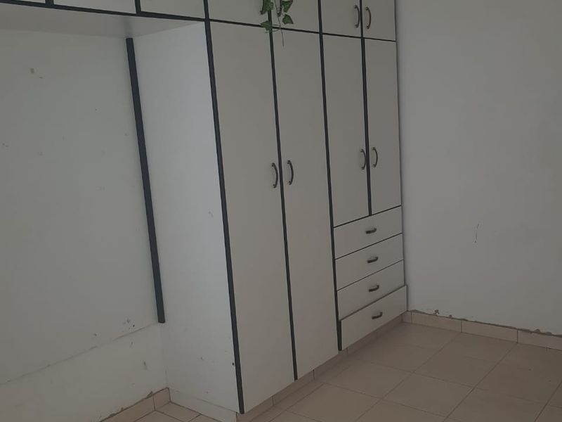 The Right Location! - Photo 6