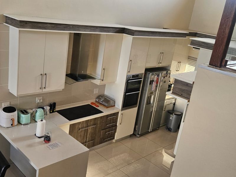 Prime Property presents The Raffles apartment for rent - Photo 7