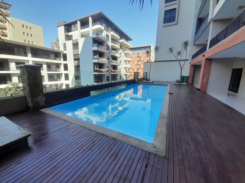 Fully Furnished 2 Bedroom, 2 Bathroom Rental – Move-In Ready Luxury Living - Photo 1