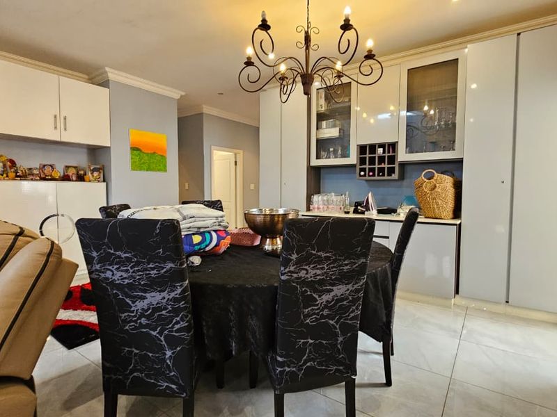 Modern 3-Bedroom Townhouse with Income-Generating Flatlet – Norfolk Valley, Kindlewood Estate - Photo 5
