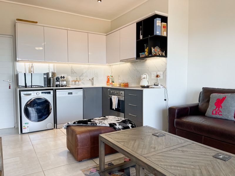 Modern 1-bedroom apartment at Izinga eco estate! - Photo 5