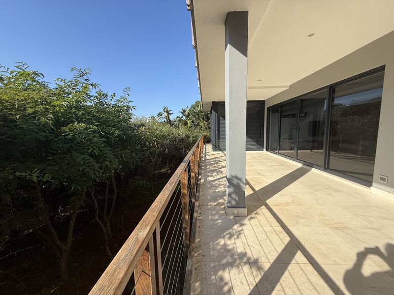 Stunning 5 Bedroom Freestanding Home in Zimbali Coastal Estate - Photo 8