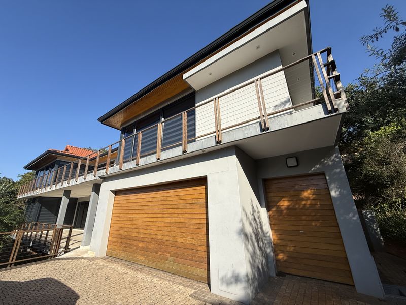 Stunning 5 Bedroom Freestanding Home in Zimbali Coastal Estate - Photo 2