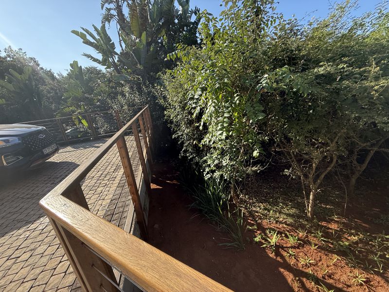 Stunning 5 Bedroom Freestanding Home in Zimbali Coastal Estate - Photo 7