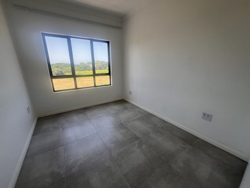 2 Bedroom 2 bathroom Umhlanga Apartment - Photo 10