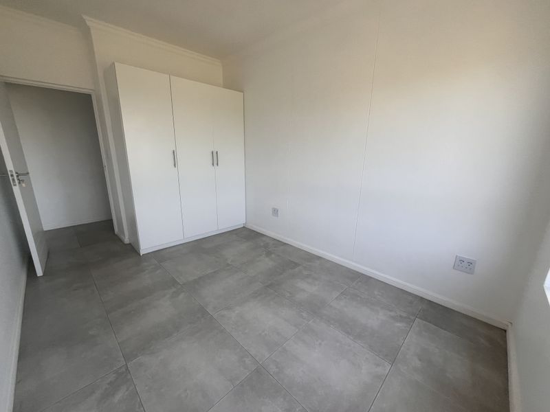2 Bedroom 2 bathroom Umhlanga Apartment - Photo 7