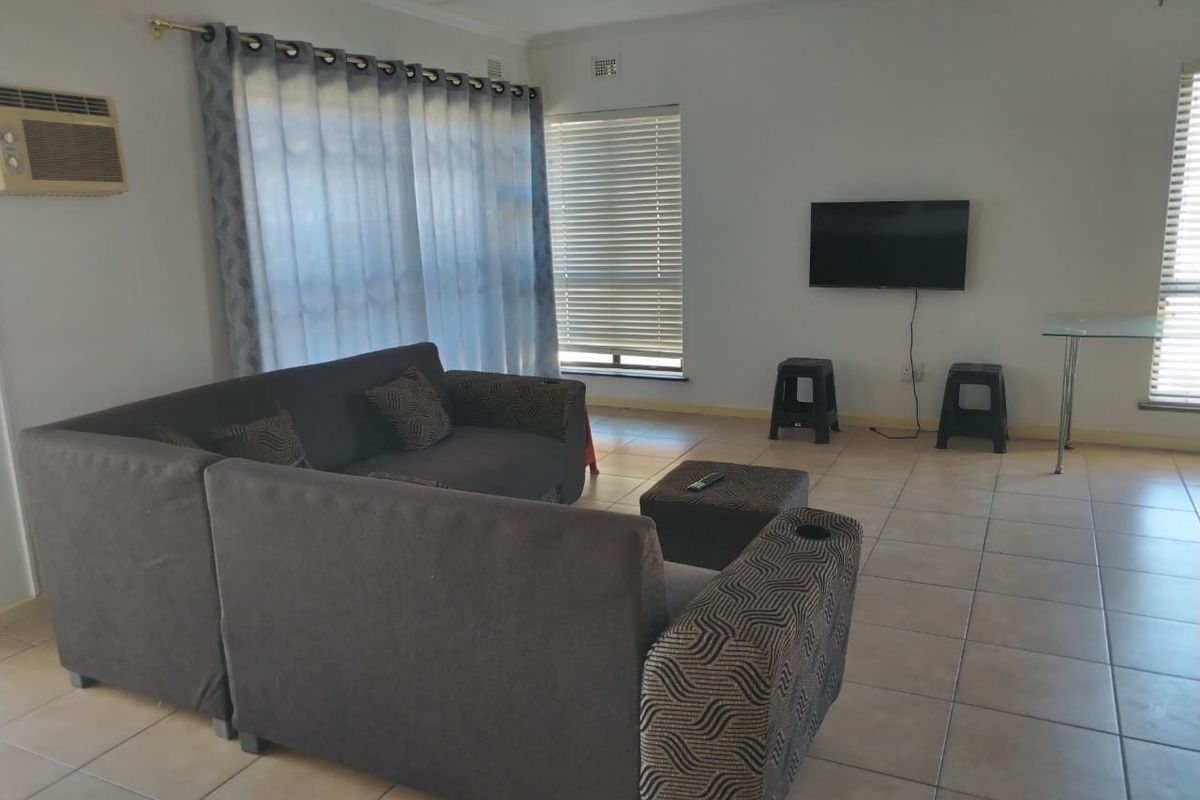 Apartment For Sale In Scottburgh - Photo 4