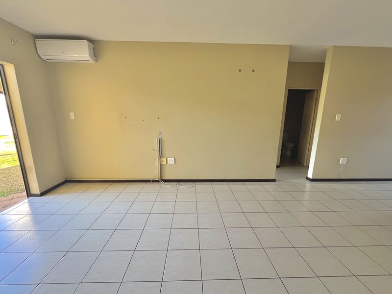 Modern 2-Bedroom Apartment To Let in Mount Edgecombe - Photo 7
