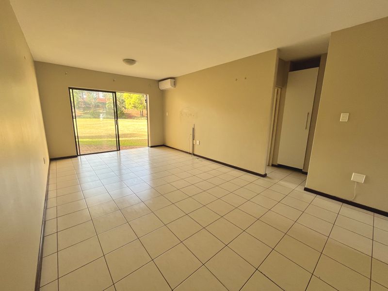 Modern 2-Bedroom Apartment To Let in Mount Edgecombe - Photo 6