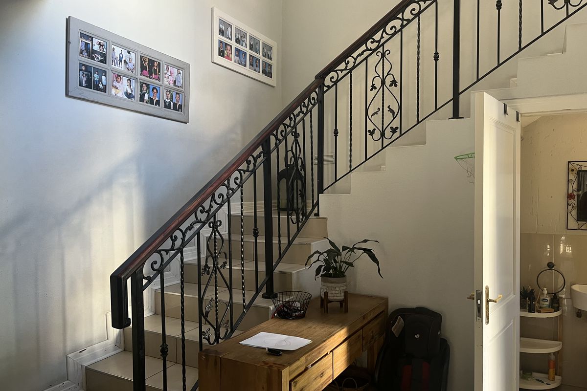 3 Bedroom, 2 Bathroom PLUS office - Photo 5