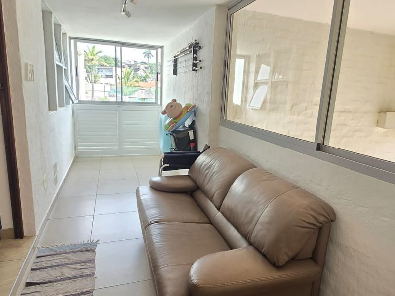 Fully Furnished Beachfront Apartment for Rent in Umhlanga Central - Photo 2