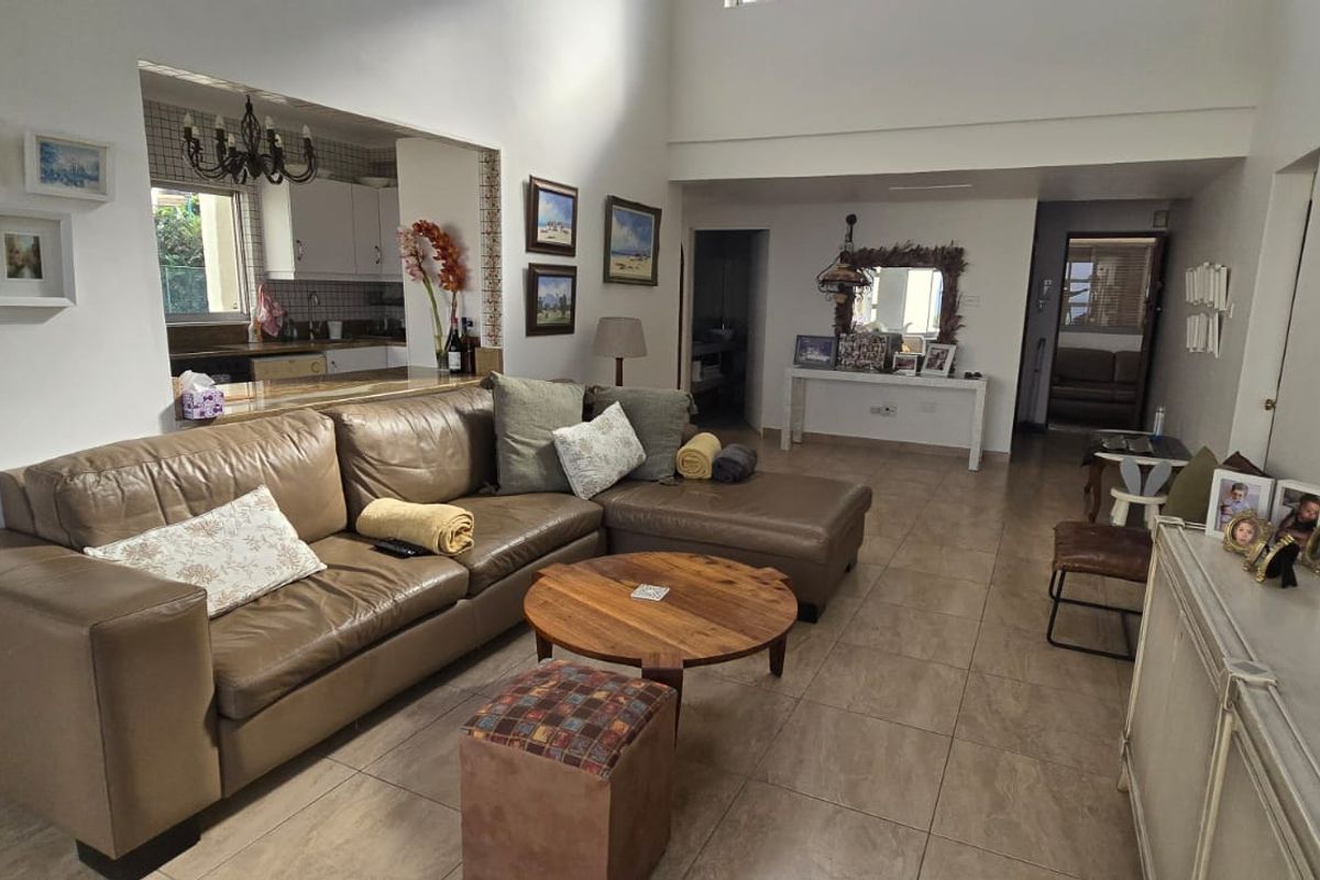 Fully Furnished Beachfront Apartment for Rent in Umhlanga Central - Photo 4